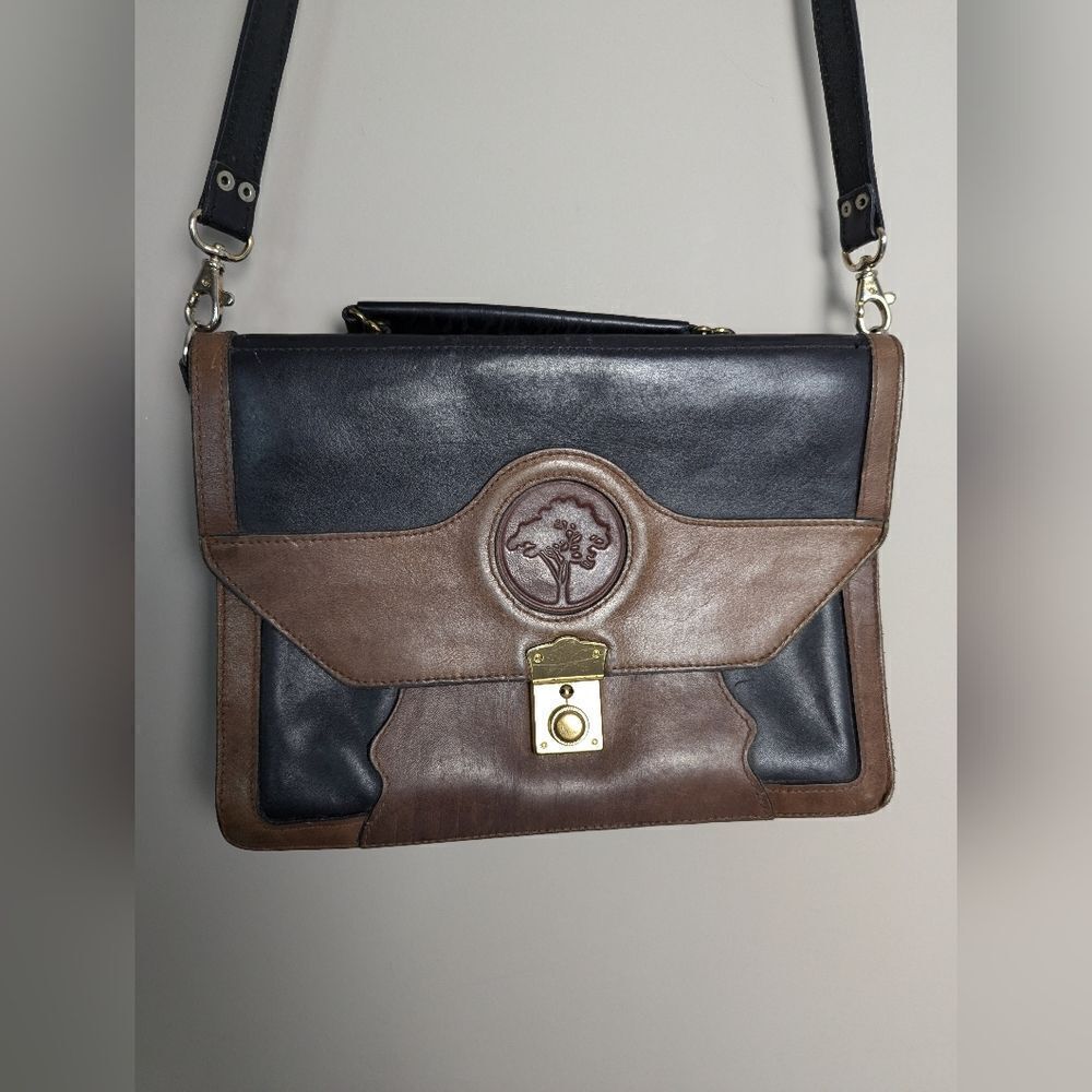 Leather shoulder bag brown and black multiple compartments